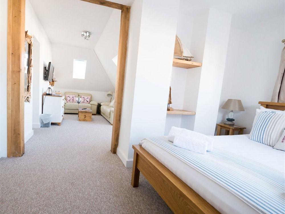 Southern Breeze Lodge - Adults Only Bournemouth Esterno foto